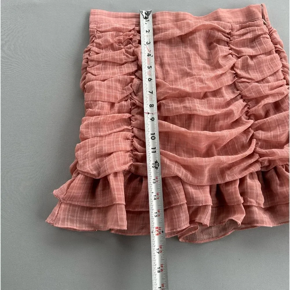 🎉5 for $45 🎉Lulus Mini Skirt Short Women Size M